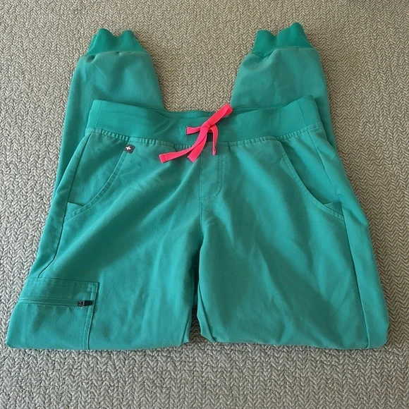 Figs Technical Collection Set - Picture 6 of 15